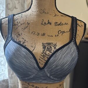 Maidenform Heathered Blue Seamless T-Shirt Bra with Black Trim